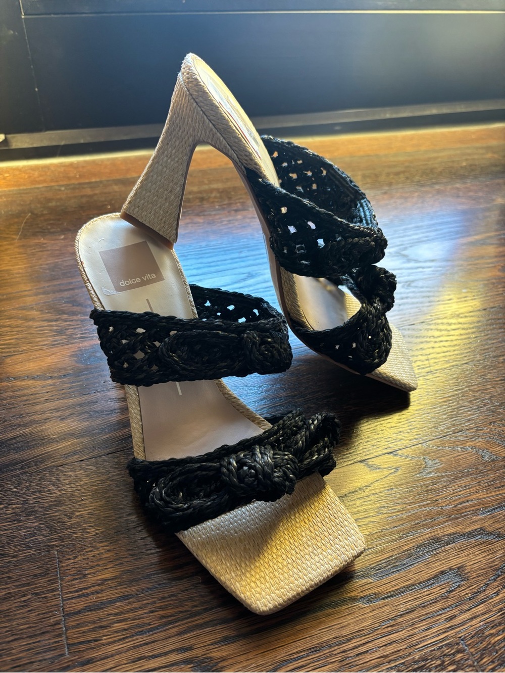Dolce Vita Nyah Black Braided Double-Strap Heeled Sandals NWT Sz 8 Raffia - Picture 3 of 12